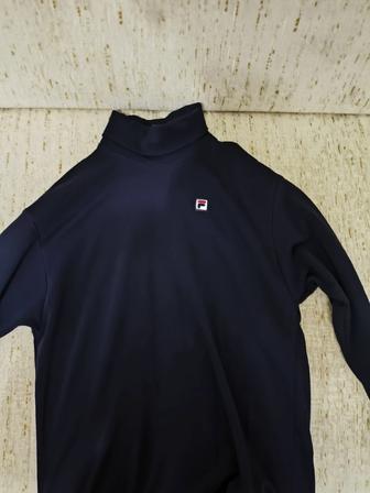 СРОЧНО продам кофту, свитер и водолазку