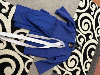 Шлем для бокса, кимоно, борцовки