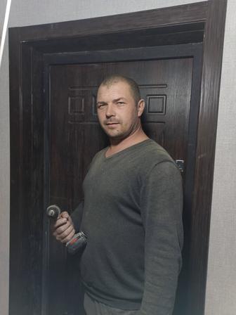 Монтаж дверей