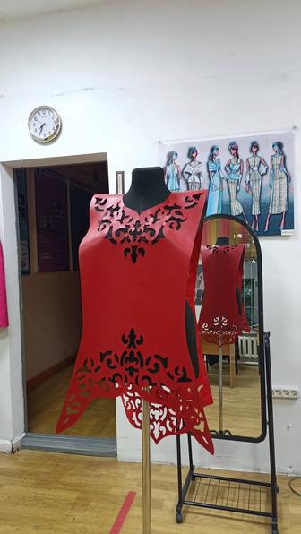 Жилетка с казахскими орнаментами