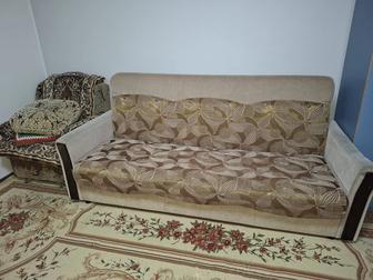 Продаю Диван с креслом