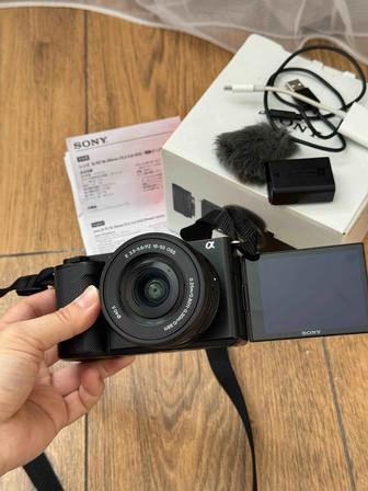 Sony ZV-E10 фотоаппарат