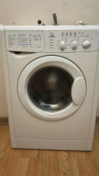 Продам стиральную машину