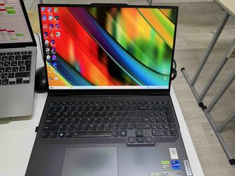 Lenovo Legion Pro 5 16IRX9 / 32GB / RTX 4060 / 1TB