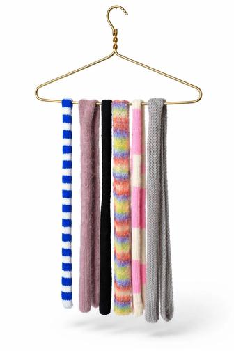 Тонкий шарф ручной работы