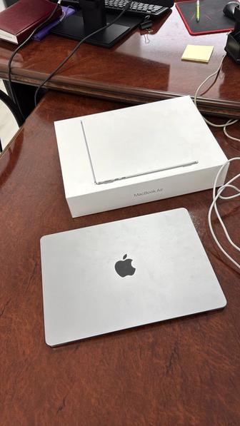 MacBook Air 13.6 -inch, 2022 год