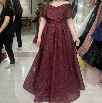 Продам платье