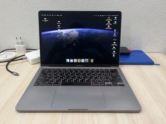 Macbook Pro 13. M1 8/256