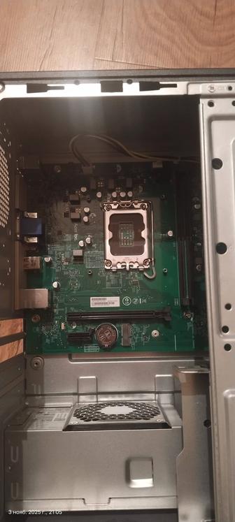 Бюджетная Материнская плата LGA1700