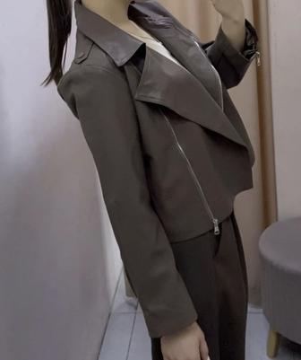 Кожаная куртка новая