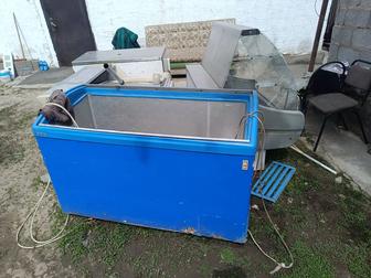 Холодильник витринный