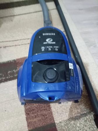 Продается пылесос