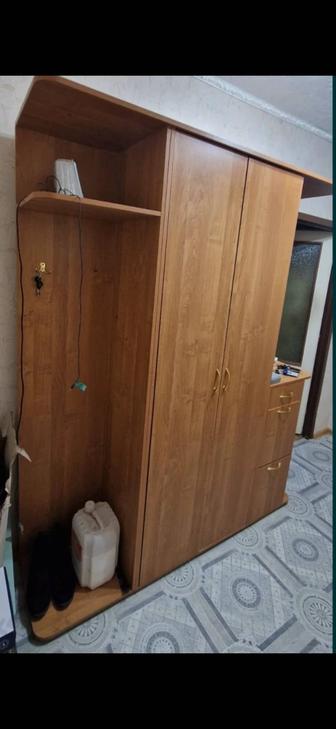 Продам шкаф