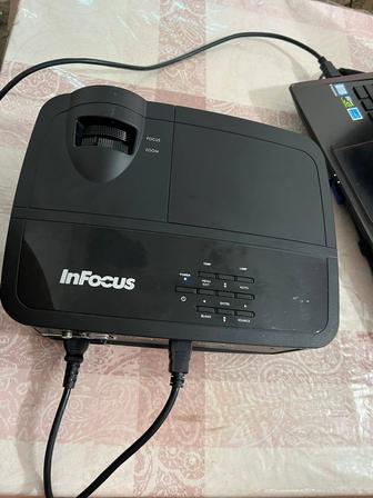 проектор infocus IN112a vga/hdmi/3D