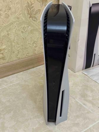 Почти новый Sony Playstation 5 ps 5 пс