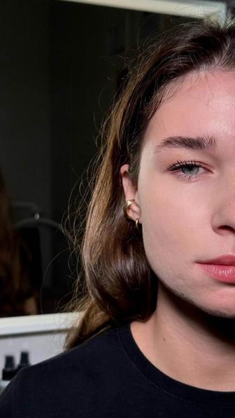 Модель на коррекцию и окрашивание бровей бесплатно