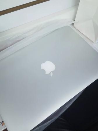 MacBook