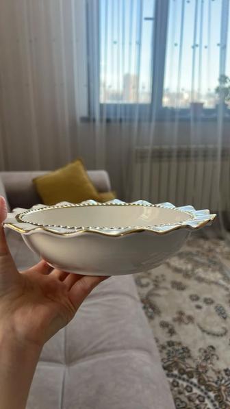Новые тарелки (2 шт)