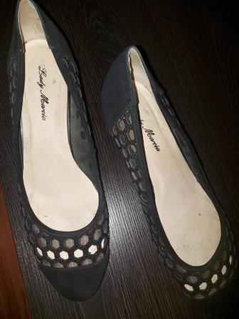 Продам женские туфли