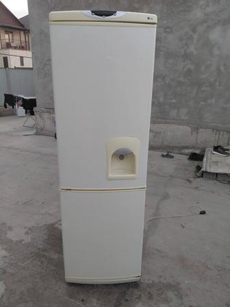 Холодильник элджи рабочая Доставка есть