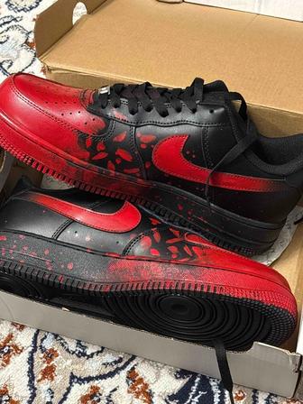 Продам кроссовки Nike Air force 1