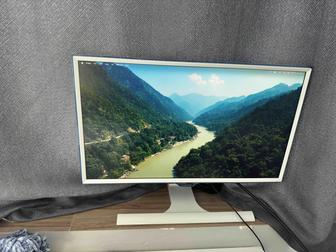 Монитор Samsung 24 дюйма