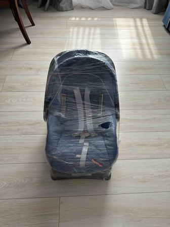 Продам авто кресло Peg-Perego