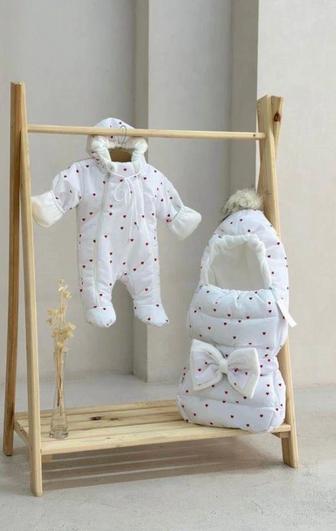 Продам комбинезон-конверт 0-3 месяца