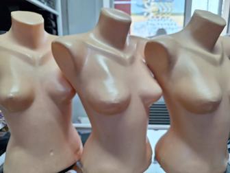 Продам женские манекены б/у.