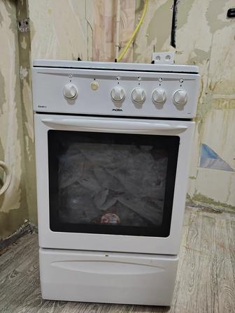 Продам газовую плиту