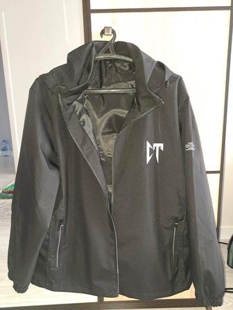 Продам новые куртки ветровки мужские в трех цветах. Черная, синяя, зеленая.