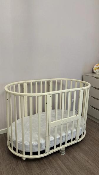 Продам детскую кроватку