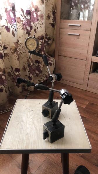 Магнитная стойка для индикатора