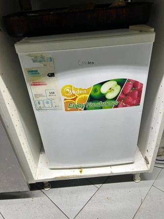 Продаю холодильник