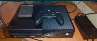 Xbox one 500гб в хорошем состоянии.