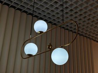 Продам люстру