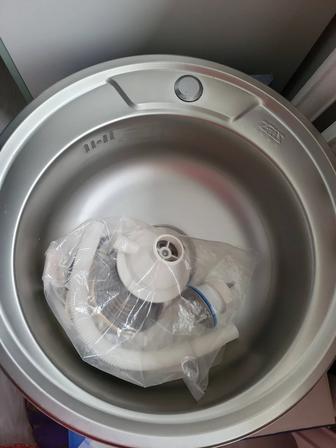 Продам раковину для кухни. Новый