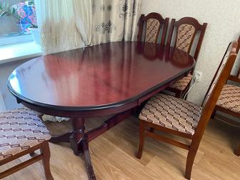 Продам комплект стол и стулья