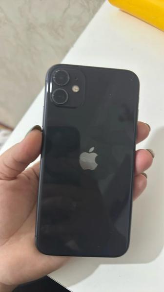 Продам iPhone 11 черный 128