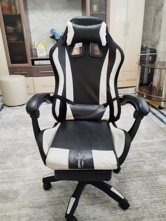 Продам компьютерное кресло