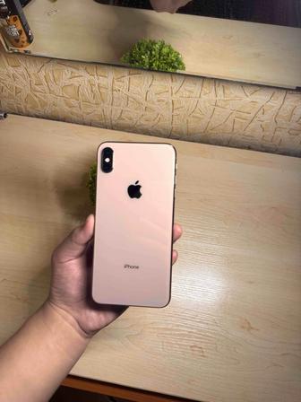 iPhone Xs Max 256GB в отличном состоянии!
