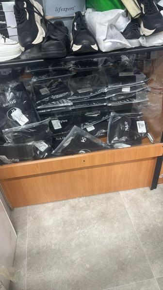 Витрина стеклянная