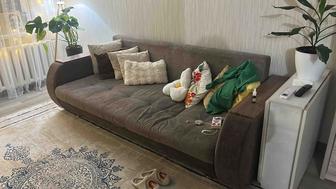 Отдам диван 240см