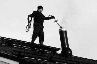 Чистка дымохода аппаратом