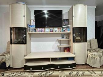 Продам горку для гостиной