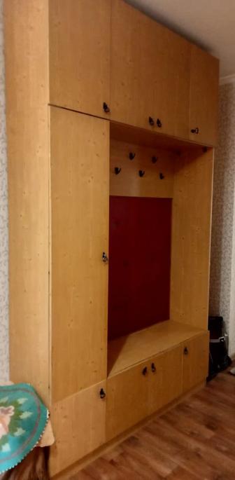 Продам стенку для прихожей