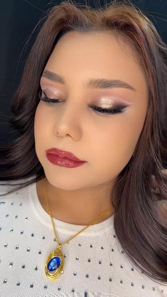 Салон красоты.Причёска макияж