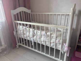 Продам детскую кроватку