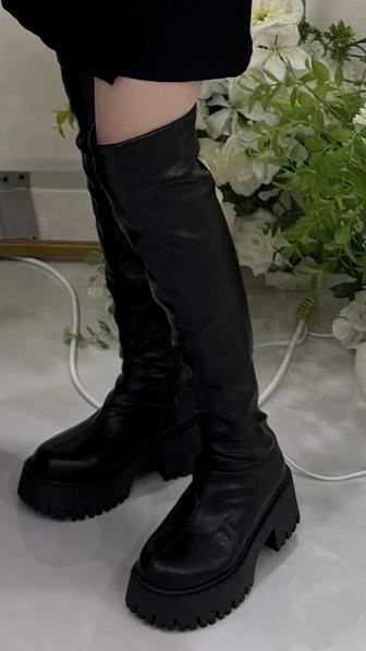Ботфорты черные 37-38размер (торг есть)