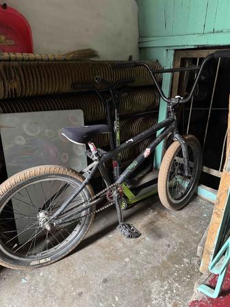 Срочно продам BMX велосипед